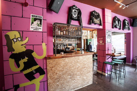 dog friendly common bar nq manchester